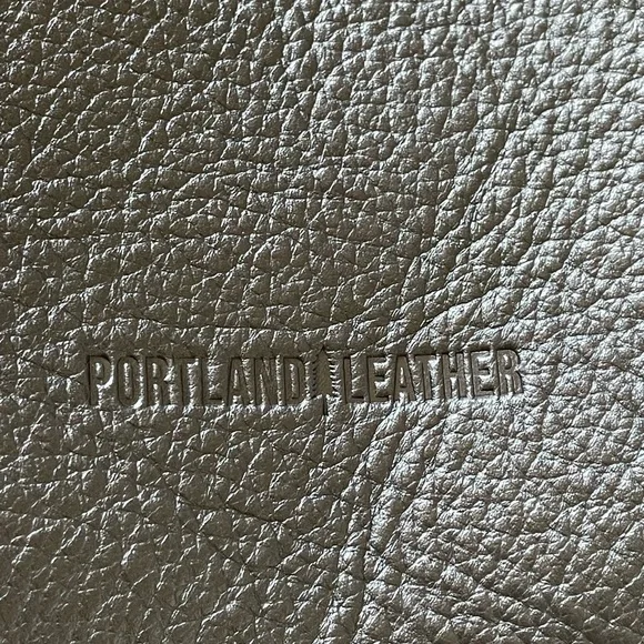 Portland Leather Black Pebbled Naomi Large Bag - Picture 5 of 12